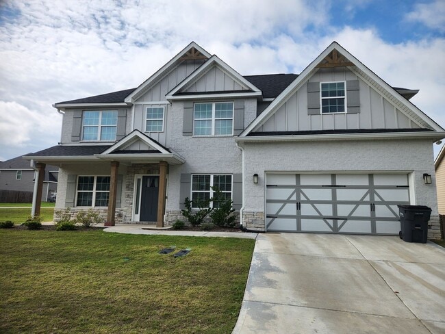 Building Photo - 311 Shoshone Cir