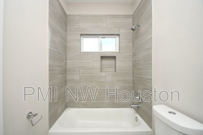 Building Photo - 5904 Gardendale Dr