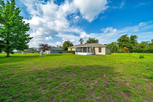 Building Photo - Spacious 3-Bed, 2-Bath Home for Rent in SW...