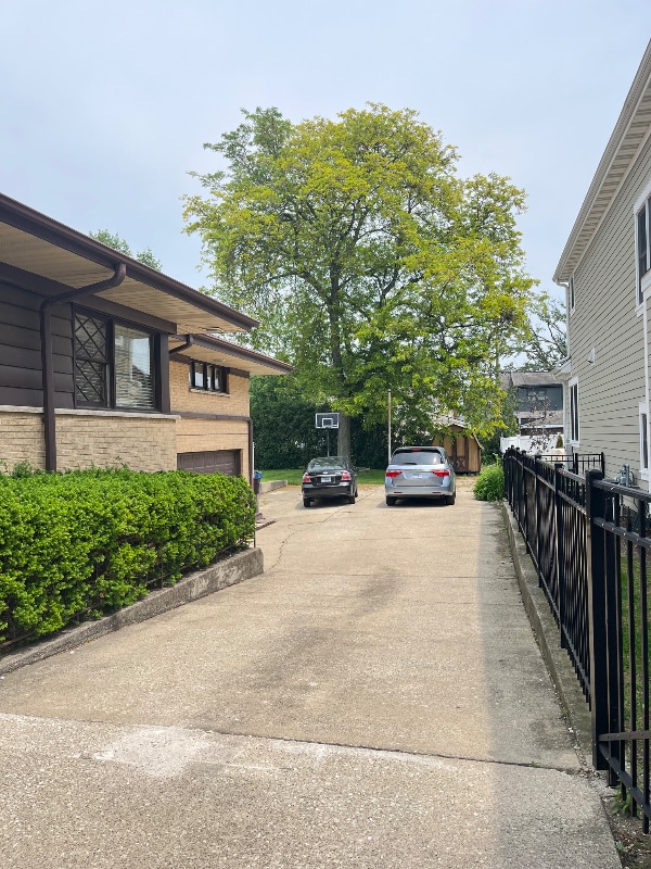 Building Photo - 363 Ridgeland Ave