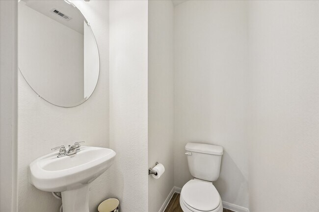 Building Photo - 1189 Bluebonnet Trl
