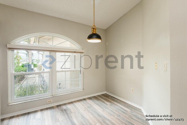 Building Photo - 2588 Stony Brook Ln