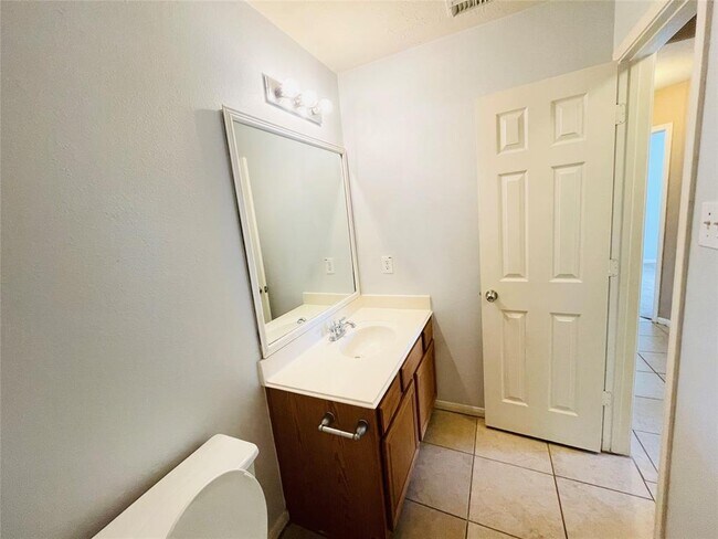 Building Photo - 3022 Texas Trail Ln