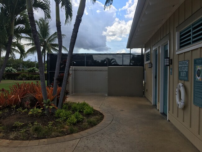 Building Photo - Elegant 4-Bedroom Home with Loft in Presti...