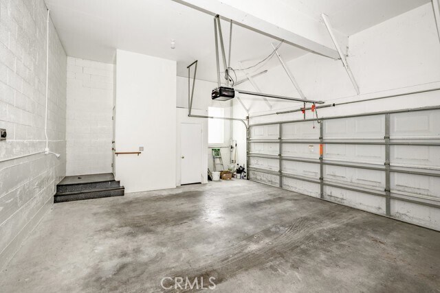 Building Photo - 3914 Benedict Canyon Dr