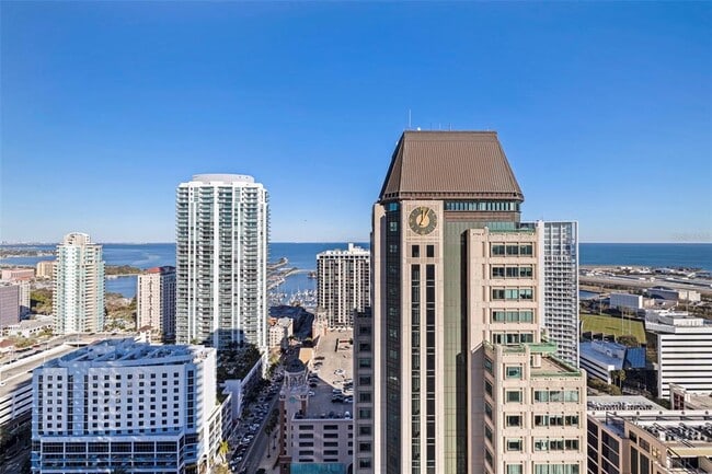 Building Photo - 275 1st Ave S