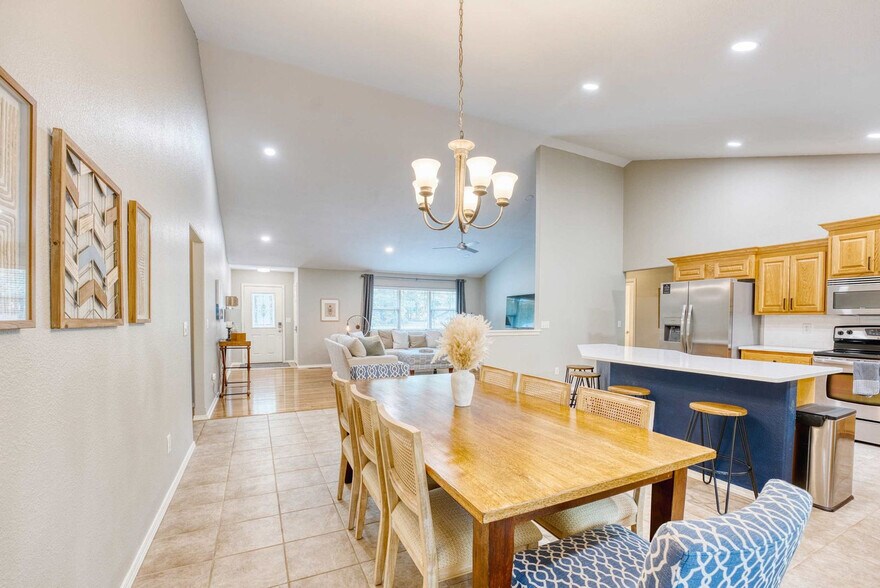 Building Photo - 9 N Cerney Ln