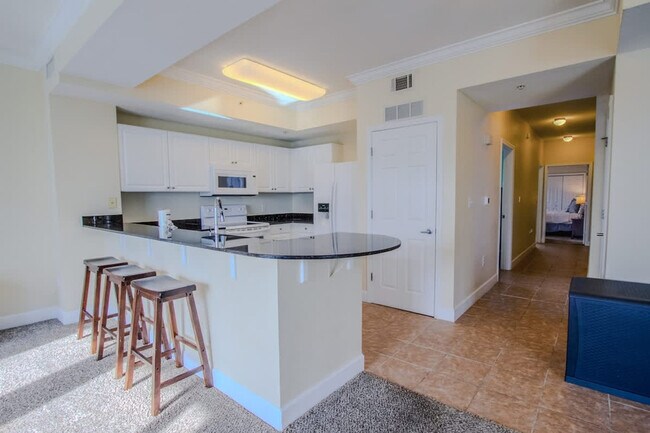 Building Photo - 16819 Front Beach Rd