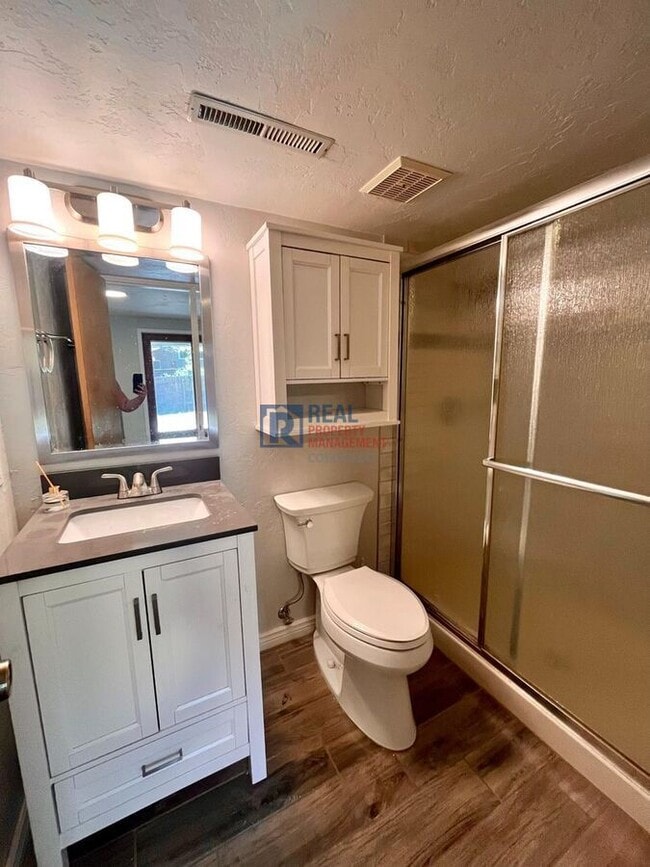 Building Photo - 4085 Host Ln