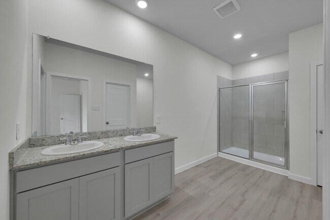 Building Photo - 14309 Ash Tree Dr
