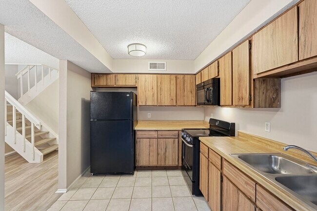 Building Photo - 3168 Windchase Blvd