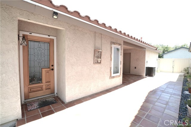 Building Photo - 5 Lemon Grove
