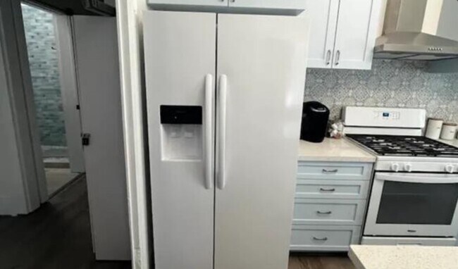 Building Photo - 1523 21st St