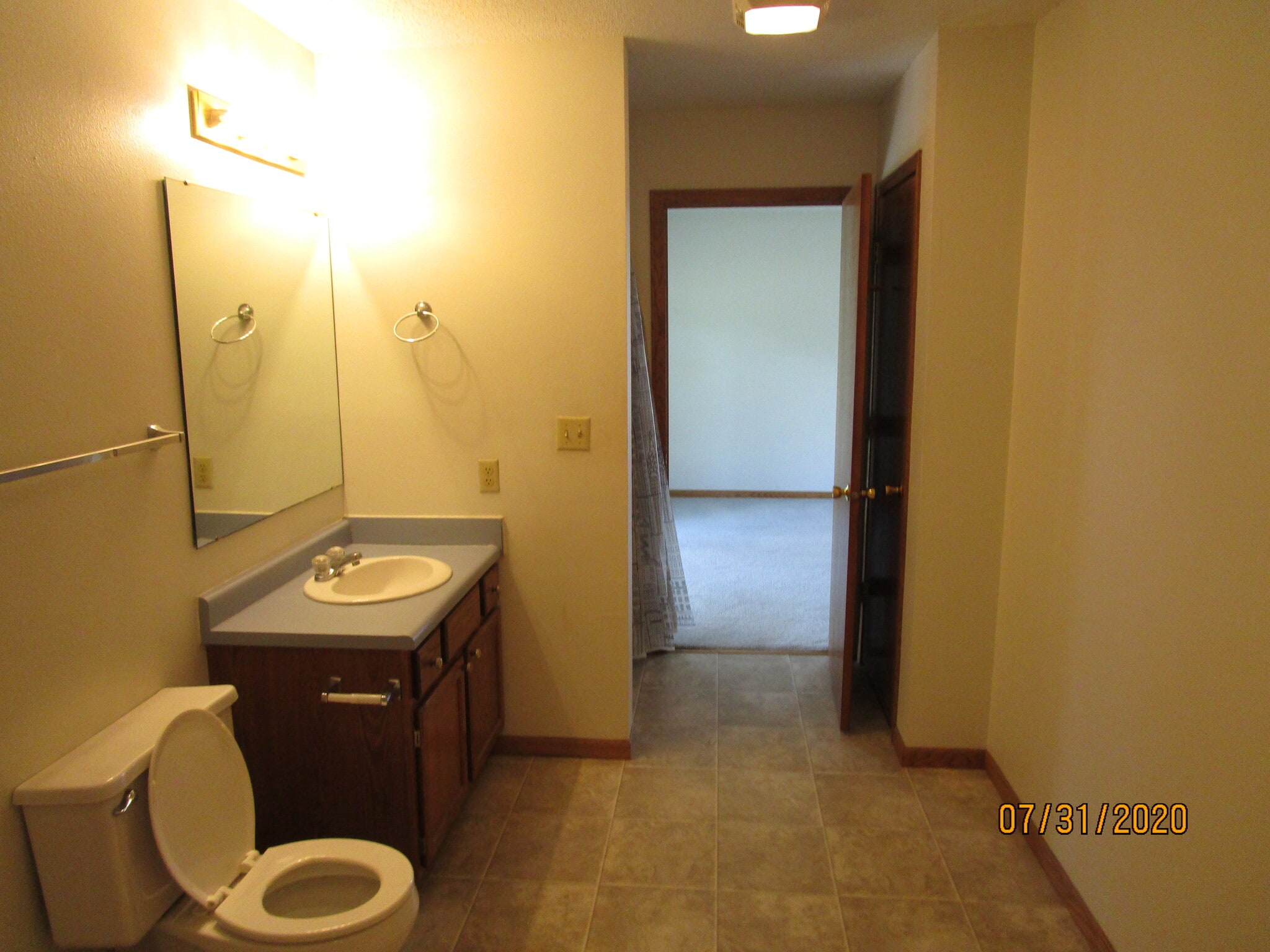 Building Photo - 2006 Stratford Ct