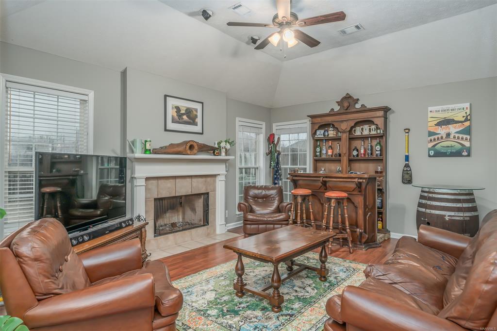 Building Photo - 9211 Hanston Pl