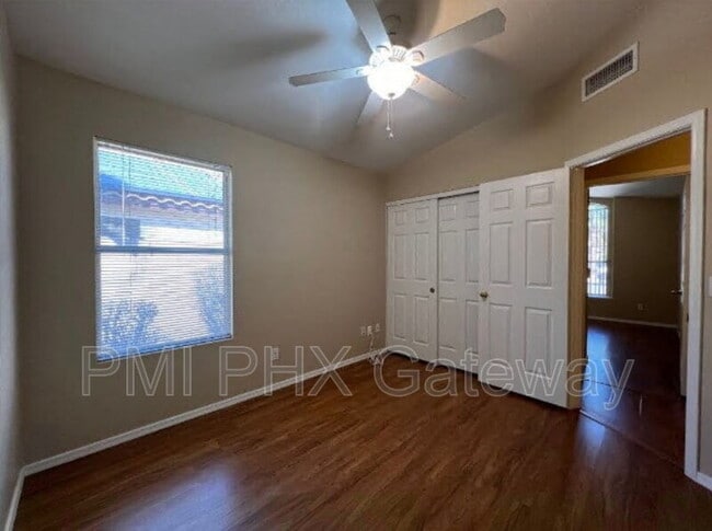 Building Photo - 15982 N 90th Ave