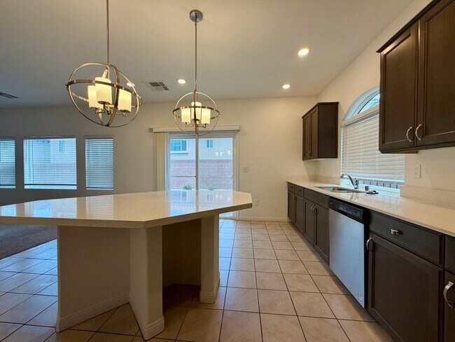 Building Photo - BEAUTIFUL 5 BED 3.5 BATH 3-STORY SINGLE FAMILY HOME WITH 2-CAR GARAGE, SUPER-SIZED LOFT & LOW-MAI...