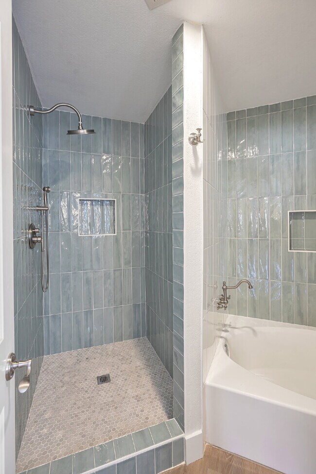 Building Photo - Biltmore Area Condo with Camelback Mountain View!