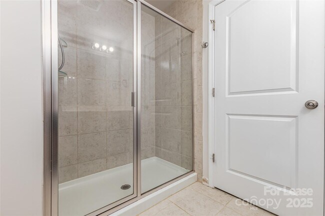 Building Photo - 17322 Carolina Hickory Dr