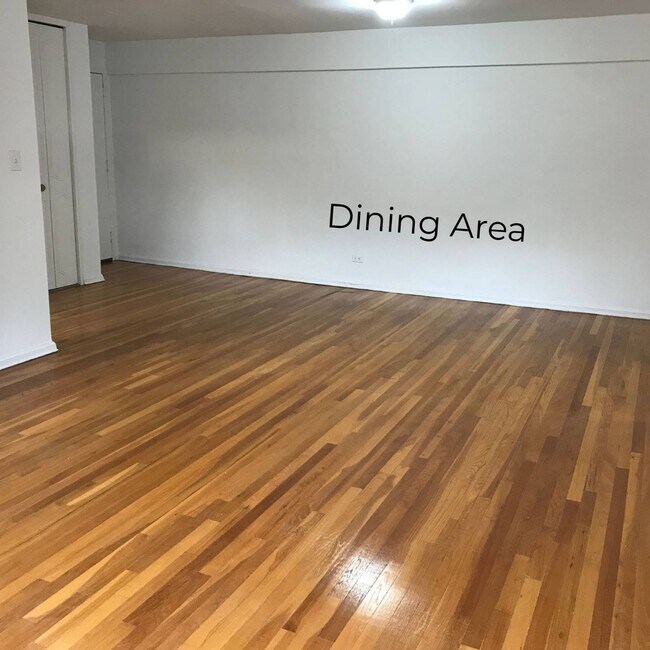 Building Photo - 1199 E 53rd St