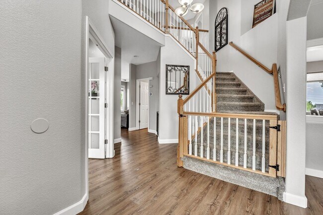Building Photo - 9811 Carrington Dr