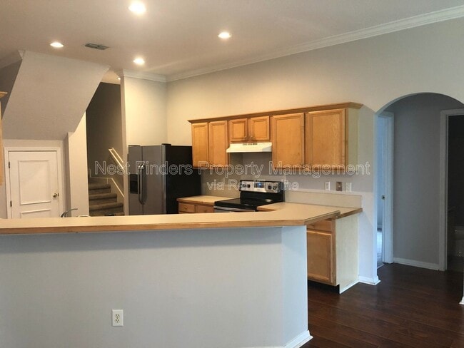 Building Photo - 12857 Chets Creek Dr N