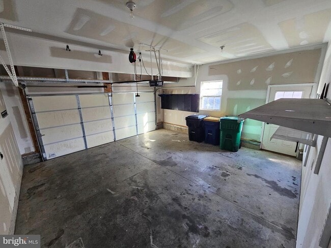 Building Photo - 269 S Marshview Terrace