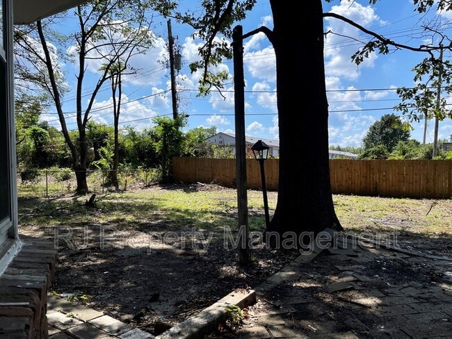 Building Photo - 1711 Goodhaven Dr