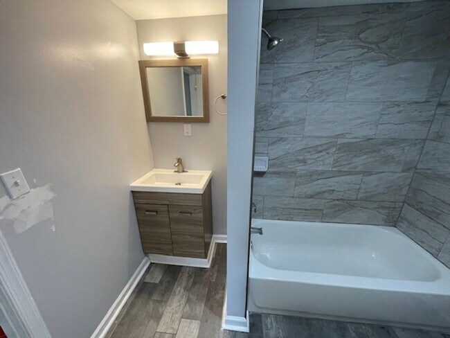 Building Photo - 4240 W Girard Ave