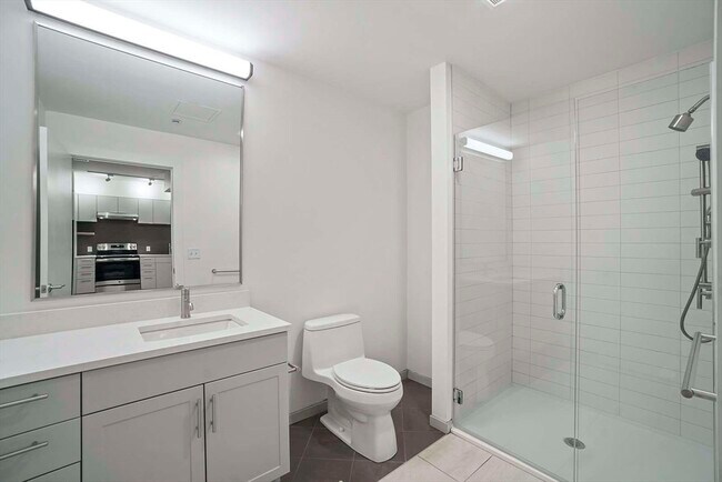 Building Photo - 839 Beacon St