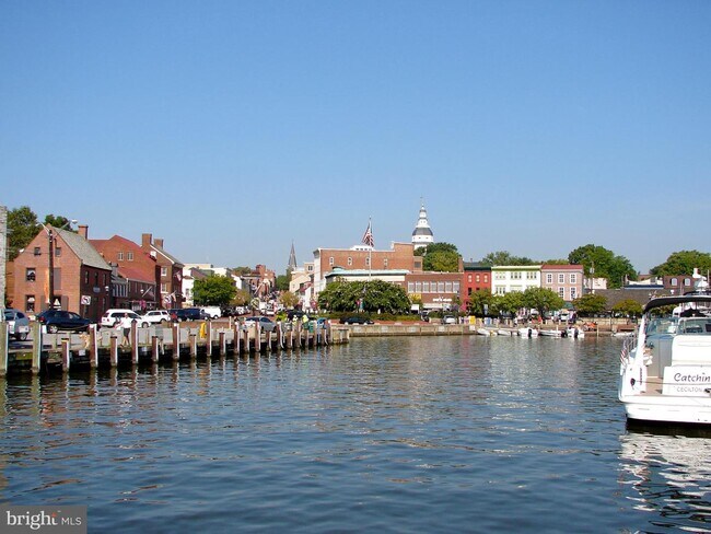 Building Photo - 2819 Berth Ct