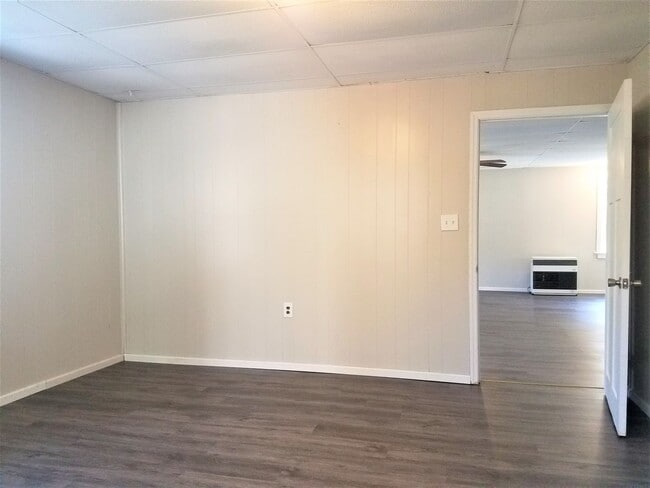 Building Photo - Beautiful 2 Bed Home in Fleetwood!