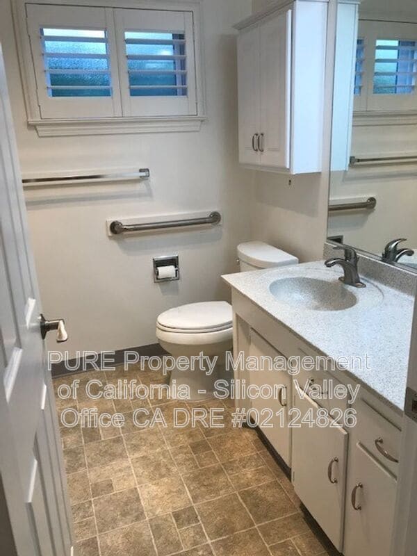 Building Photo - 508 Caledonia St