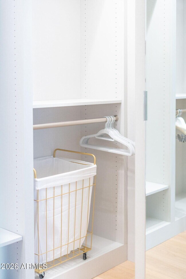 Building Photo - 6587 N Palmeraie Blvd