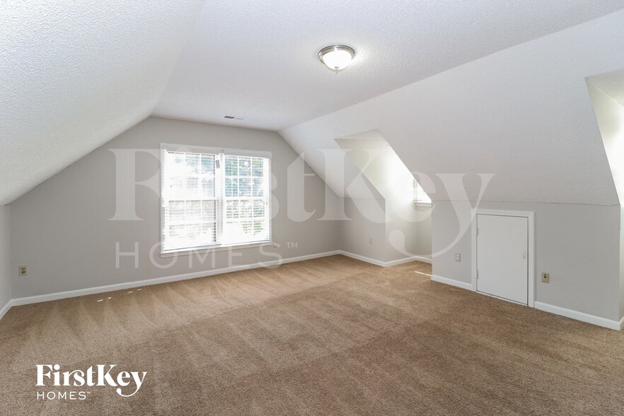 Building Photo - 8688 Chimneyrock Blvd.