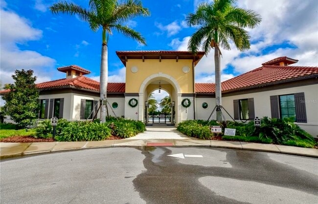 Building Photo - 5110 Levana St