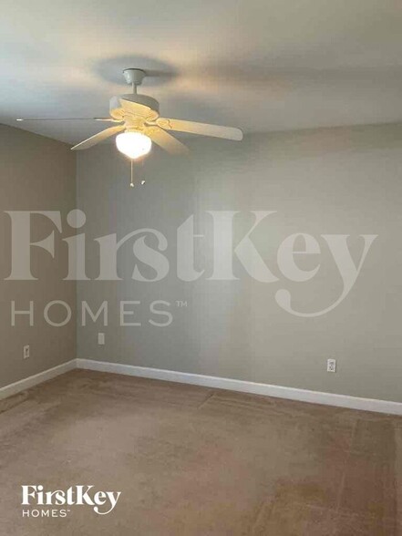 Building Photo - 4767 Audrey Dr