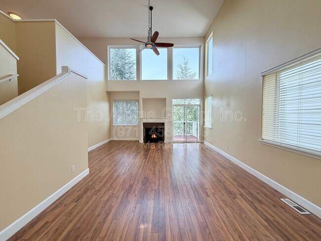 Building Photo - 13760 SW Mapleview Ln