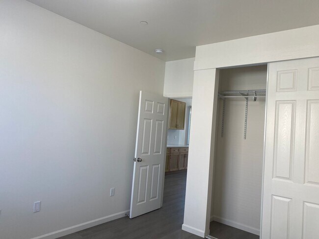 Building Photo - 2406-2408 W Avenue 134th (LO)
