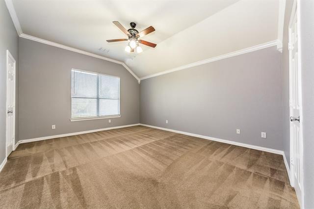 Building Photo - 404 Tarpan Trail