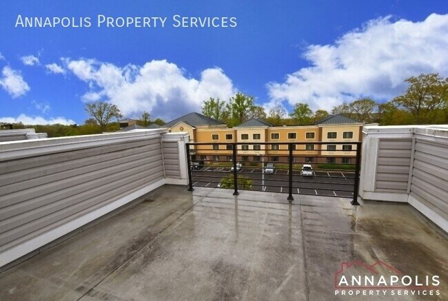 Building Photo - 135 Lejeune Way