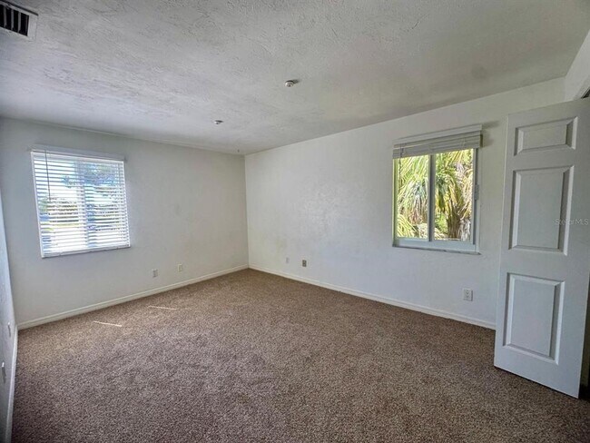 Building Photo - 22481 Westchester Blvd