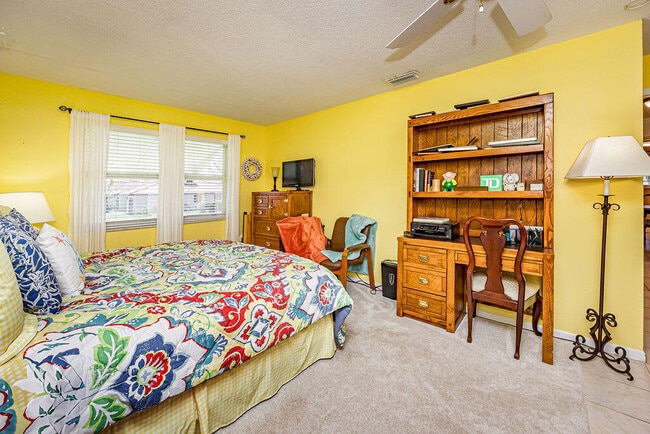 Building Photo - 270 High Point Ct