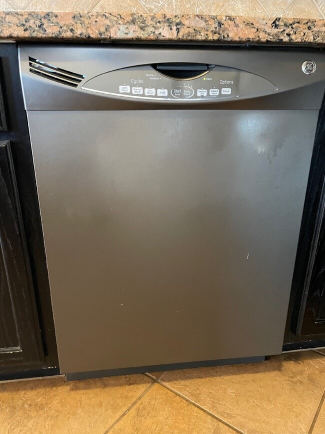 Building Photo - 12960 Cozy Cove Ave