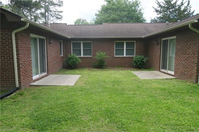 Building Photo - 517 Norman Ln