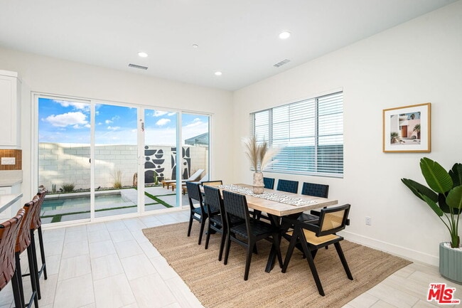 Building Photo - 1605 Candela Ct