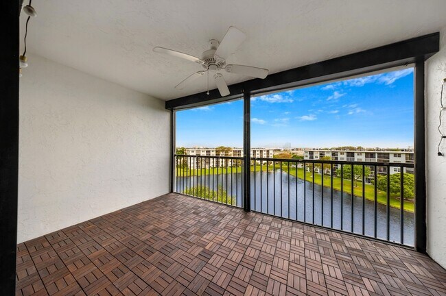 Building Photo - 2217 Cypress Island Dr