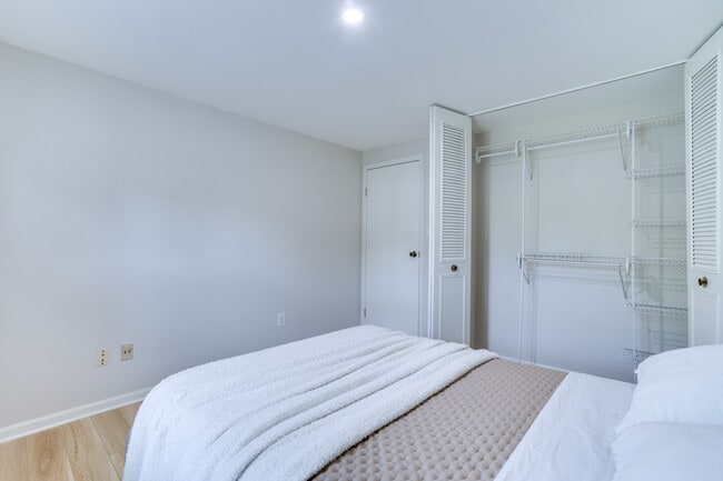 UL 1 - 5471 Braddock Ridge Dr