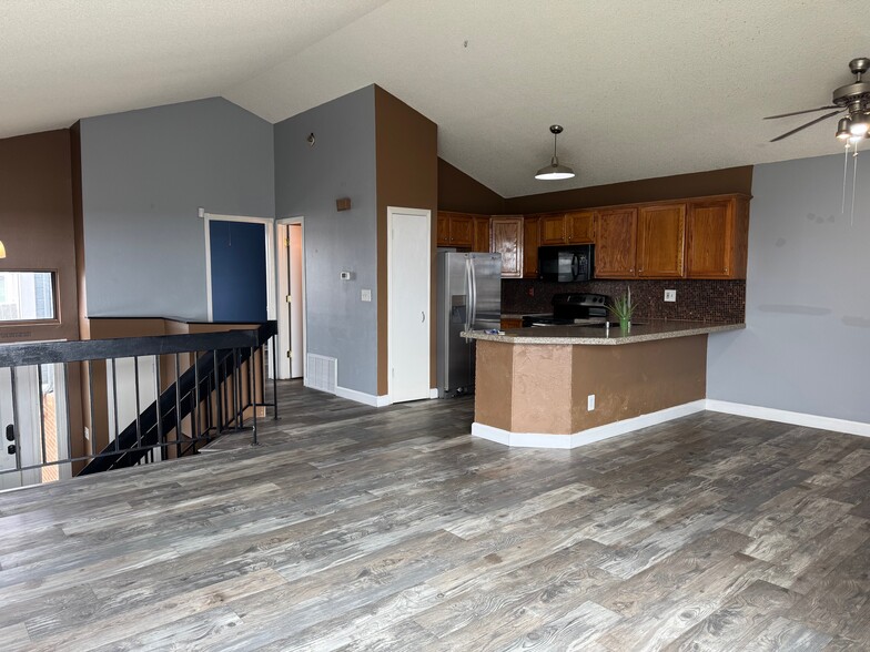 Upper Floor Kitchen - 7504 Liberty Bell Dr