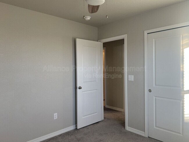 Building Photo - 8175 Talc Dr